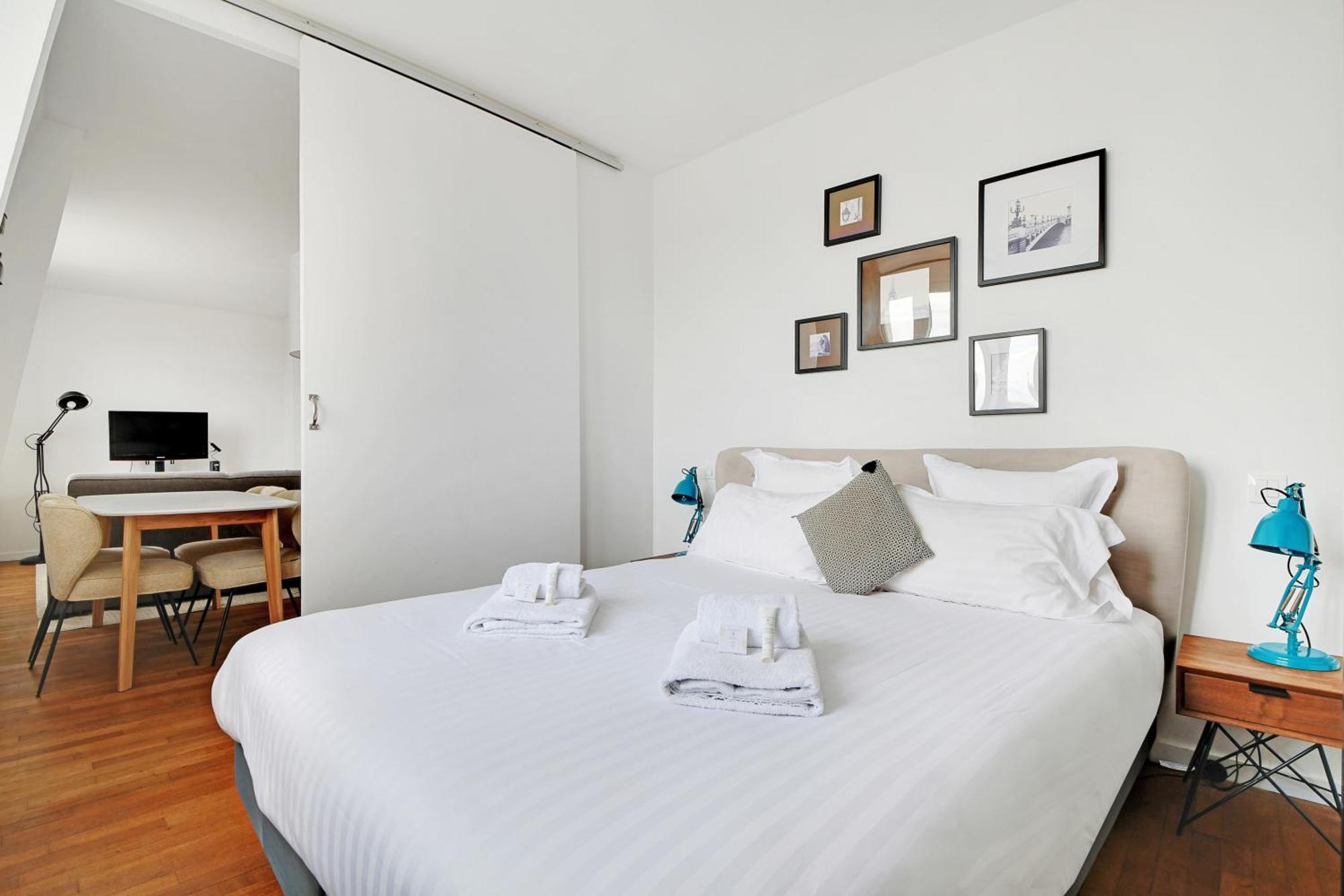 Pick A Flat'S Apartments In Saint Michel - Rue Du Sommerard 巴黎 外观 照片