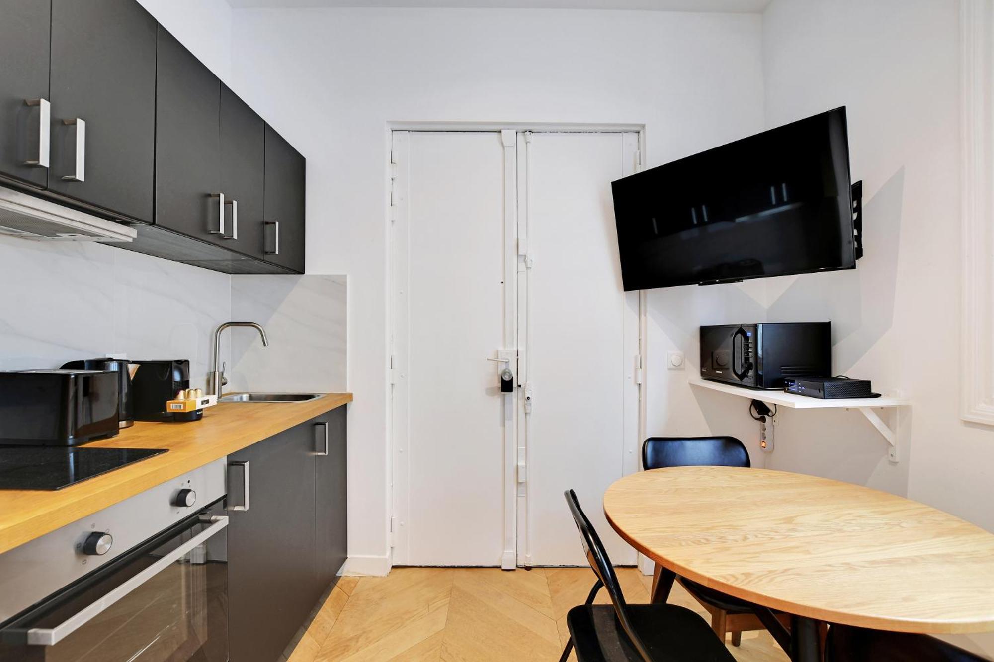 Pick A Flat'S Apartments In Saint Michel - Rue Du Sommerard 巴黎 外观 照片