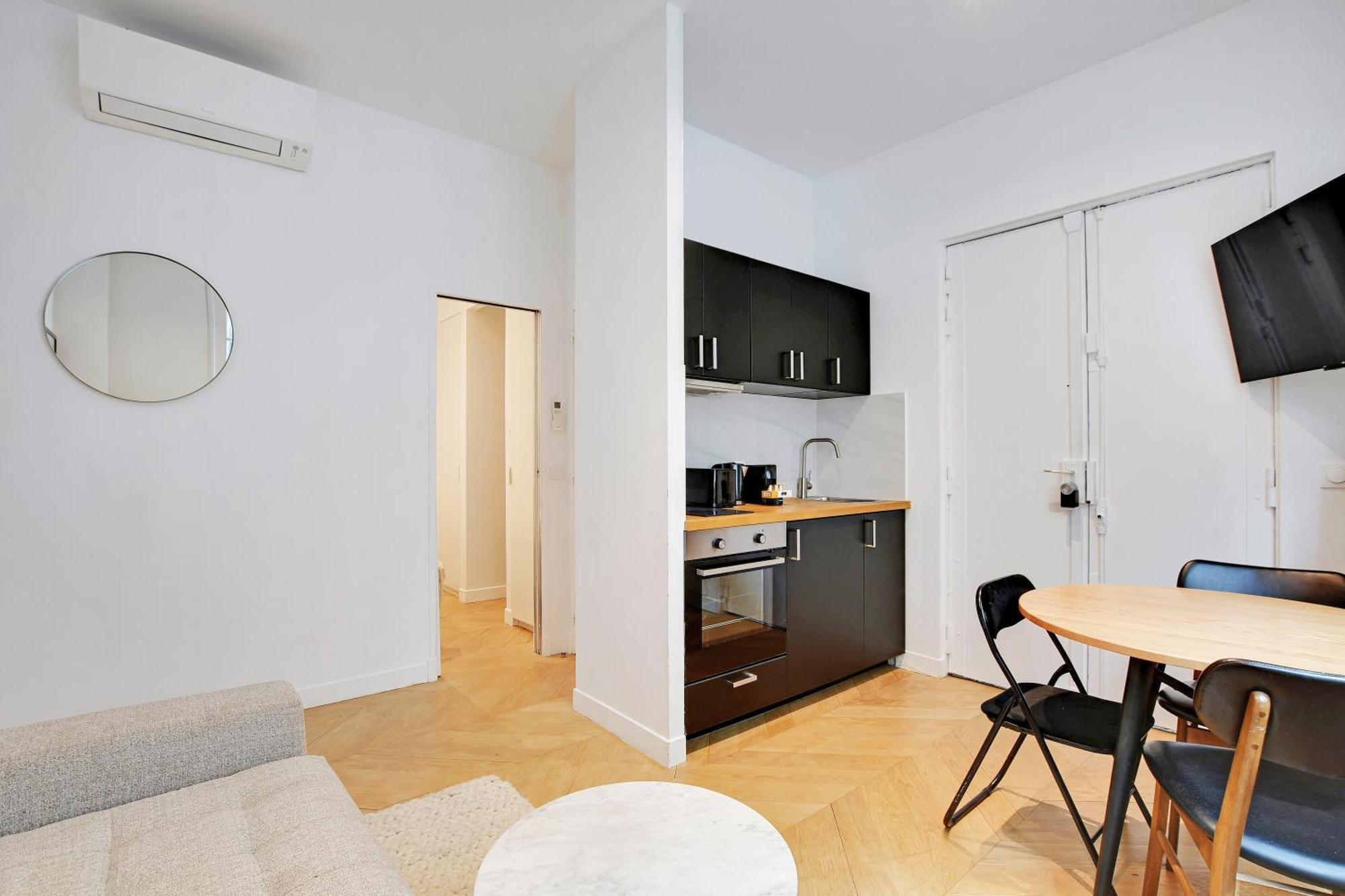 Pick A Flat'S Apartments In Saint Michel - Rue Du Sommerard 巴黎 外观 照片